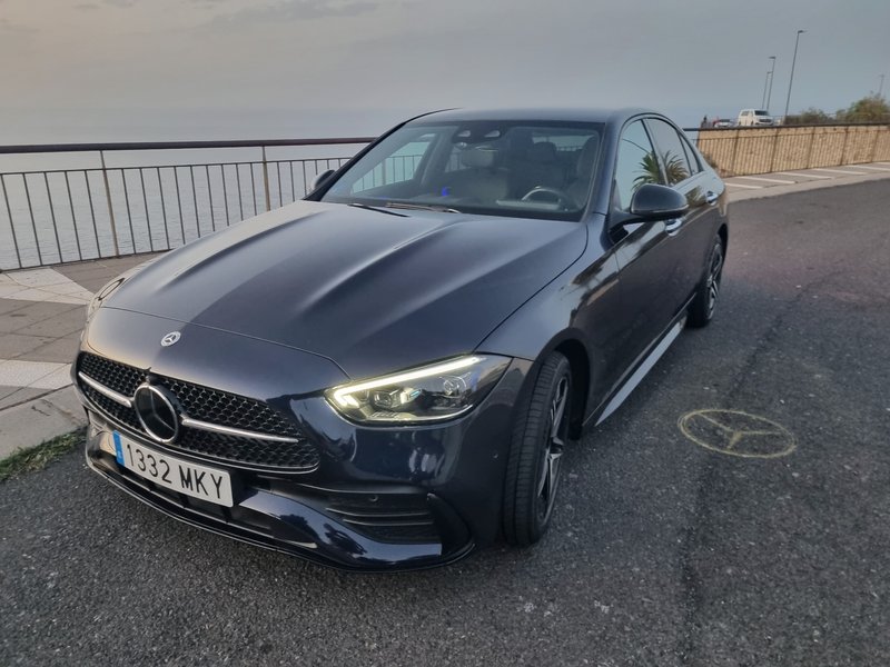 Mercedes Clase C 300e híbrido enchufable - foto 1