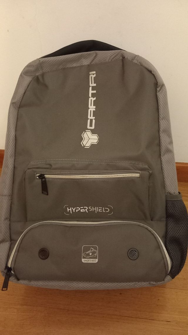 Mochila padel. CARTRI HYPER SHIELD NUEVA