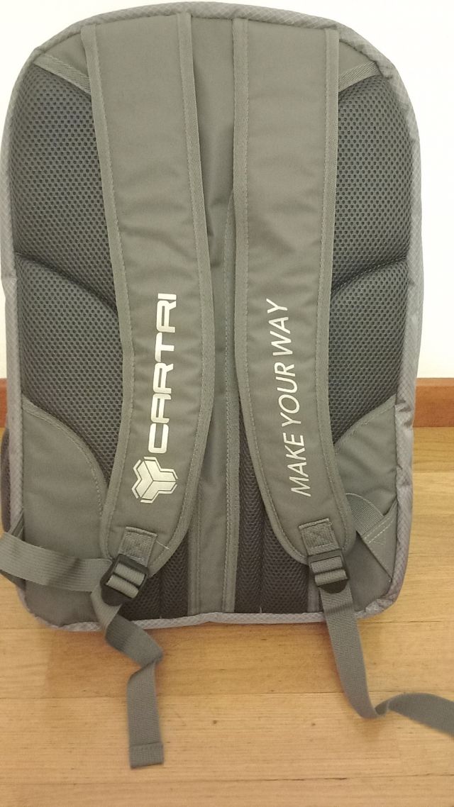 Mochila padel. CARTRI HYPER SHIELD NUEVA