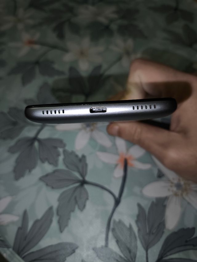 Huawei Y6 (2017) + Huawei P Smart