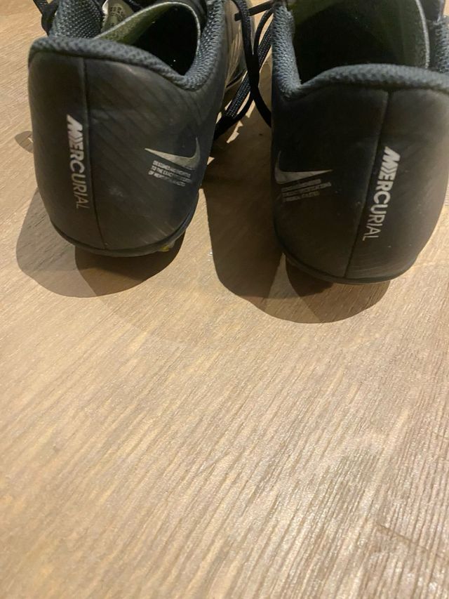 Botas de futbol nike