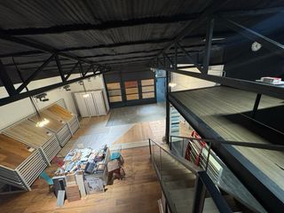 Venta de Local / Nave Industrial en Valdepeñas 