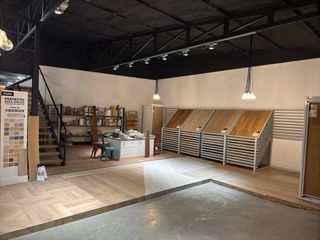 Venta de Local / Nave Industrial en Valdepeñas 