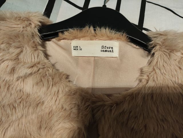 Cazadora de pelo rizo beig