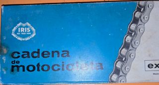 Cadena de motocicleta