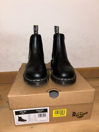 Dr. Martens Chelsea
