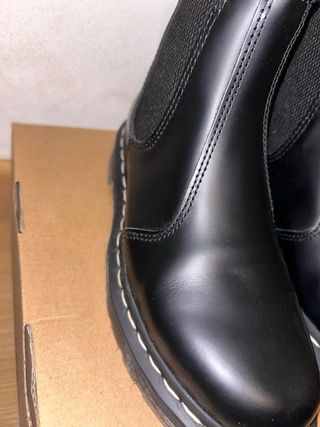 Dr. Martens Chelsea