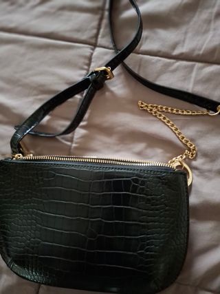 Bolso Stradivarius 