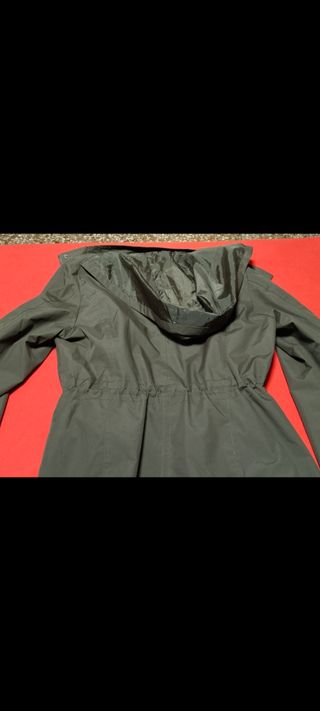 Parka de color marrón chocolate. M.