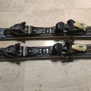 Equipo esquí alpino