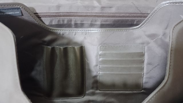 Maletín portaportatil Piquadro 