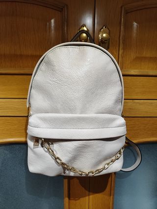 Mochila color blanco hielo (PARFOIS)