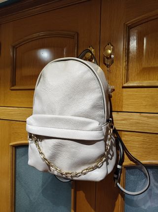 Mochila color blanco hielo (PARFOIS)