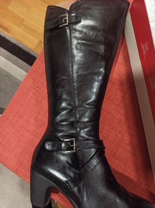 Botas altas de piel CALLAGHAN n°37 perfecto estado