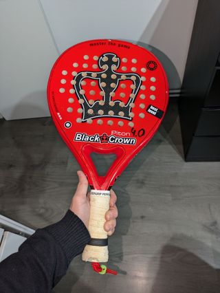 Padel Black Crown piton 4.0