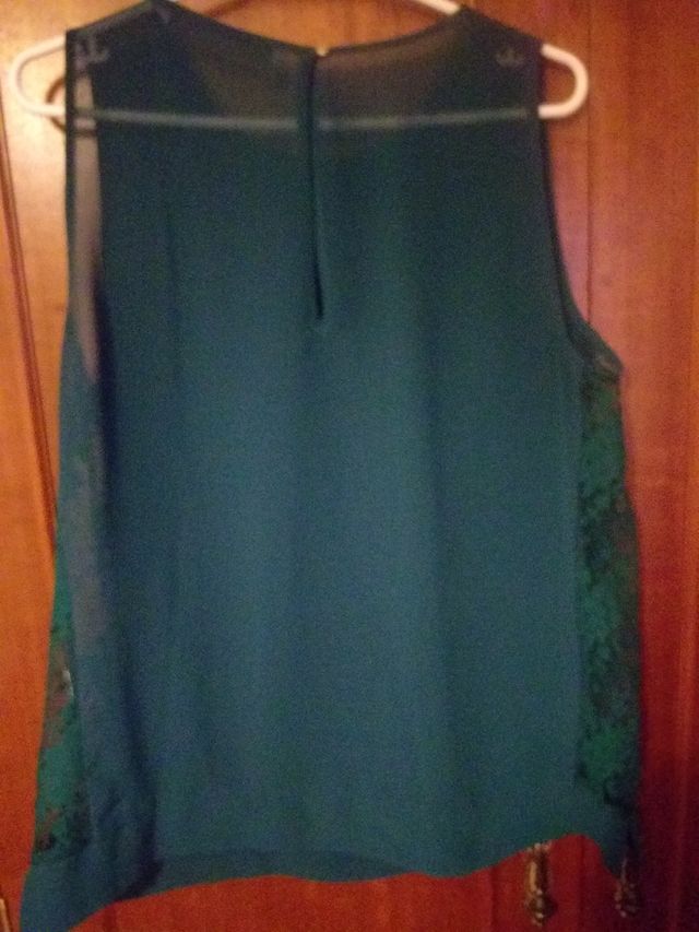 Top verde Zara