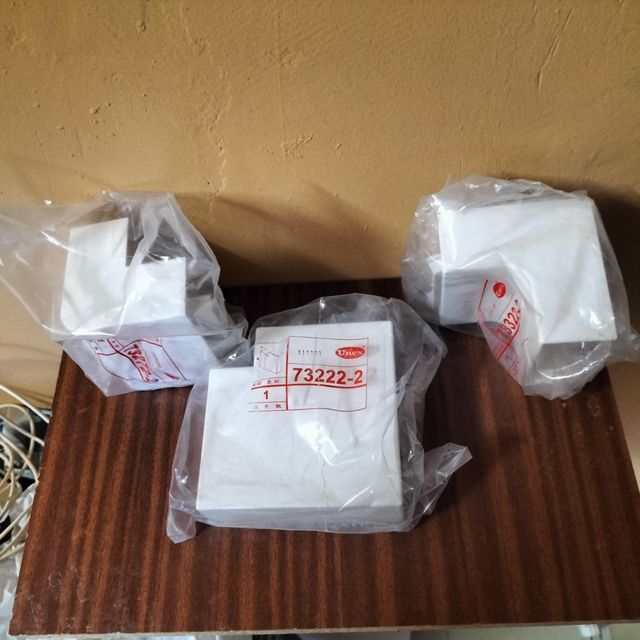 ÁNGULOS CANALETA PVC MARCA UNEX 90X40