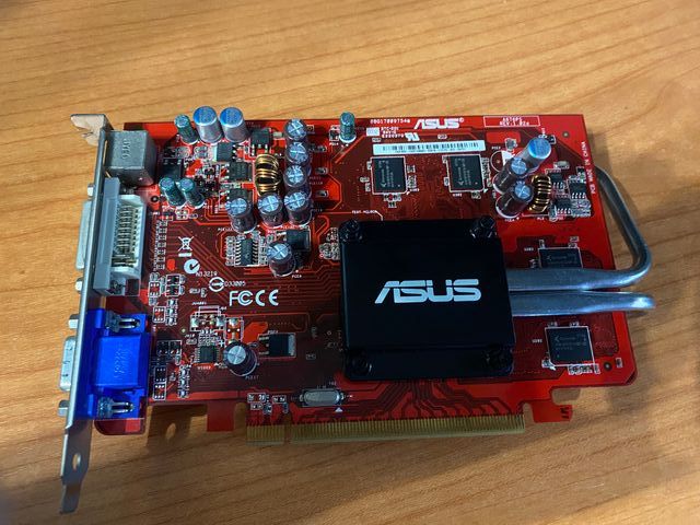 Scheda grafica ASUS EAX1650