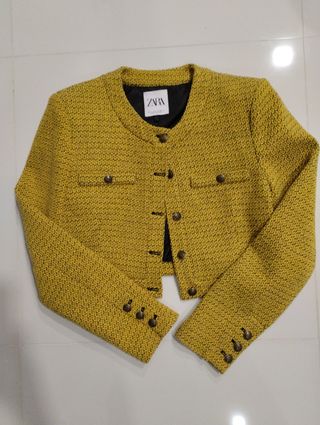 Chaqueta Zara Amarilla