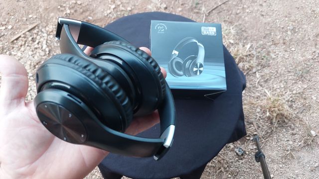 Auriculares Bluetooth + Radio FM