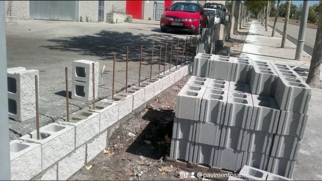 Muro y valla de carga de bloque de hormigón