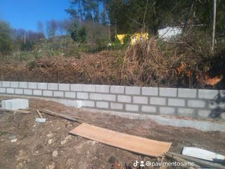 Muro y valla de carga de bloque de hormigón