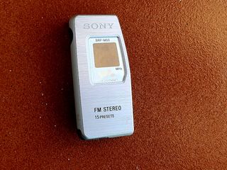 Despiece Radio de bolsillo SONY SRF-M55