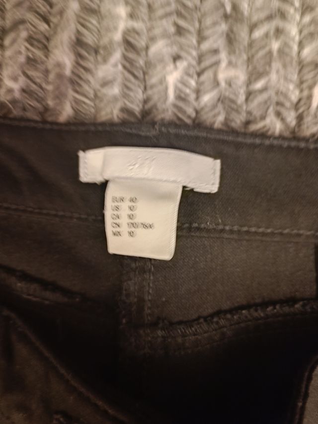 Jean negro de mujer H&M