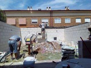 Valla y muro de bloque de hormigón