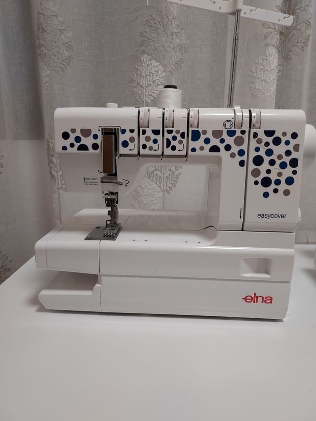 Maquina coser modeladora elna easycover