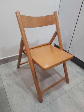 Cadeira articulada de madeira maciça