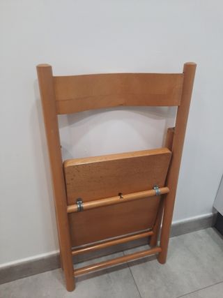 Cadeira articulada de madeira maciça