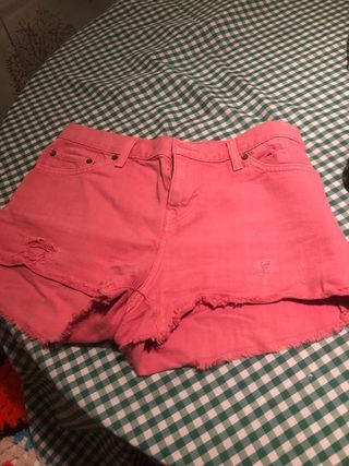 Pantalon levis 