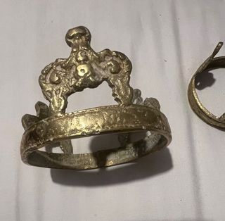 Corona religiosa antigua