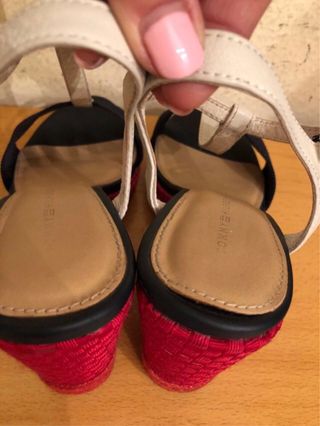 TOMMY HILFIGER - sandalias cuña 37