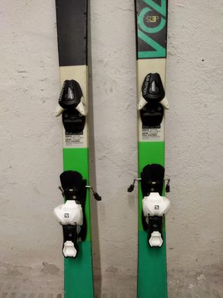 Esquis Volkl Step Jr 128 + Fijaciones Salomon NL7