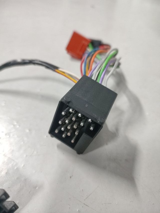Conector Cable ISO BMW