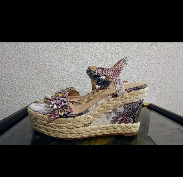 Cuñas altas plataforma