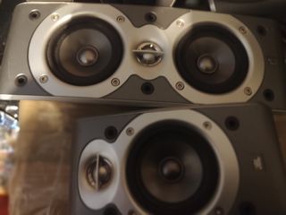 JBL altavoces 5.1  SCS 200