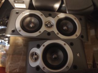 JBL altavoces 5.1  SCS 200