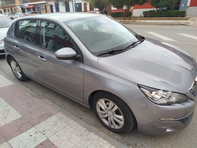 Peugeot 308 2016