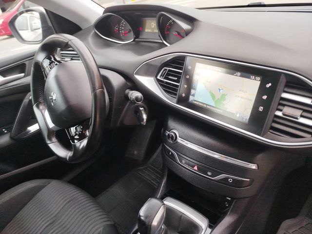 Peugeot 308 2016