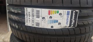 Se vende conjunto de 4 neumáticos goodyear