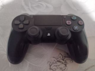 Ps4 como nueva y caja original 