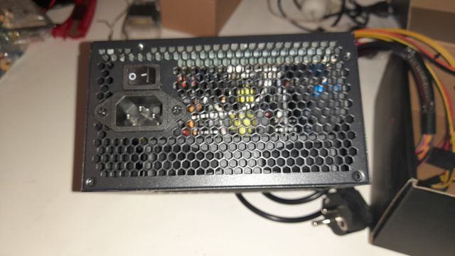 Nueva: Fuente de alimentación MARS GAMING MPII 550