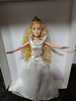 Muñeca  aurora novia