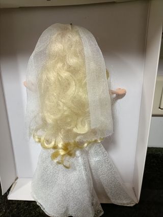 Muñeca  aurora novia