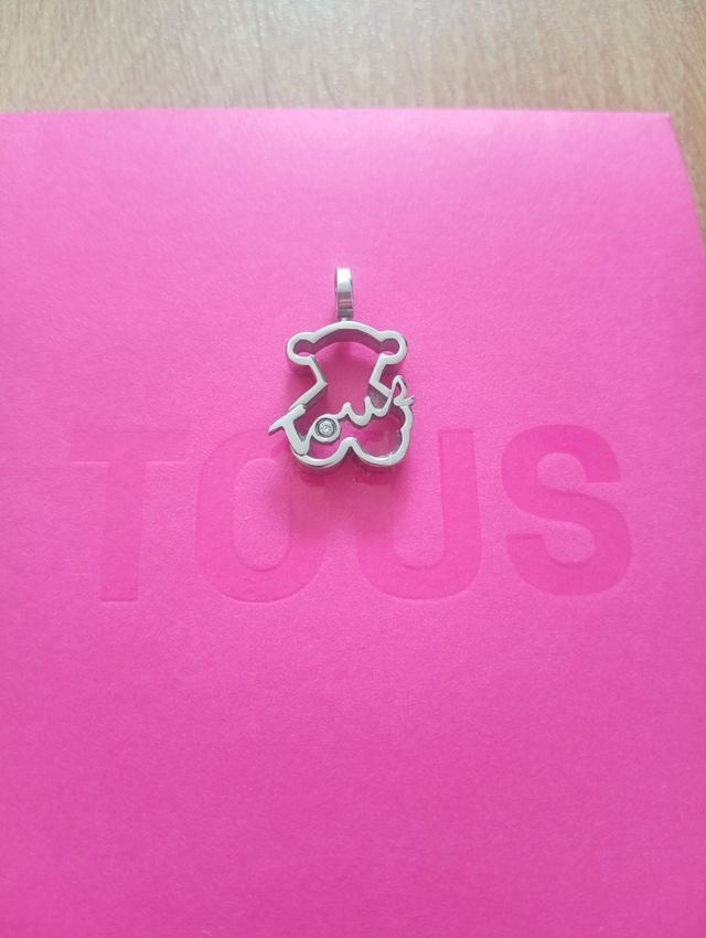 Colgante acero y diamante. Tous