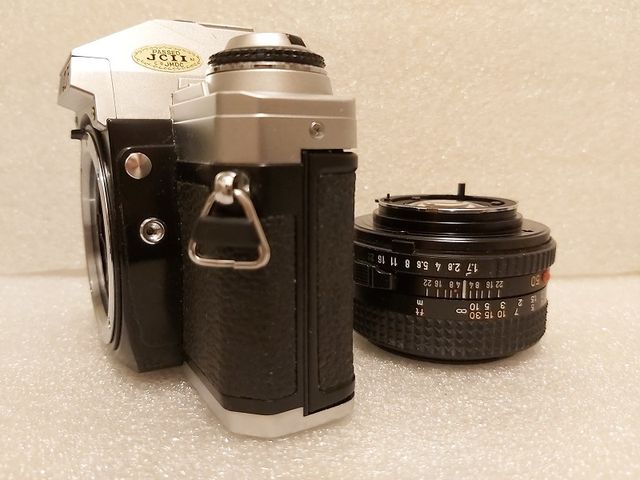 Minolta X-300 + 50mm 1.7