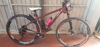 BICICLETA DE CARBONO MERINA